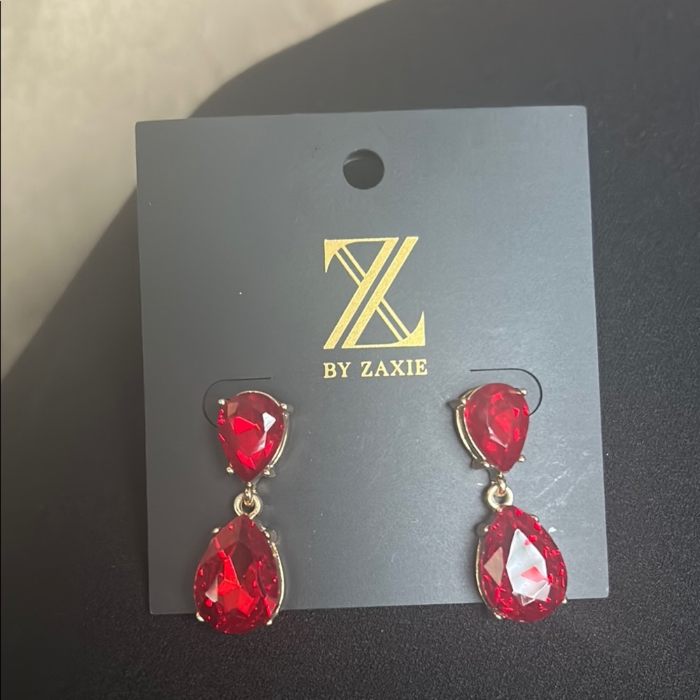 Elegant Red Teardrop Crystal Earrings